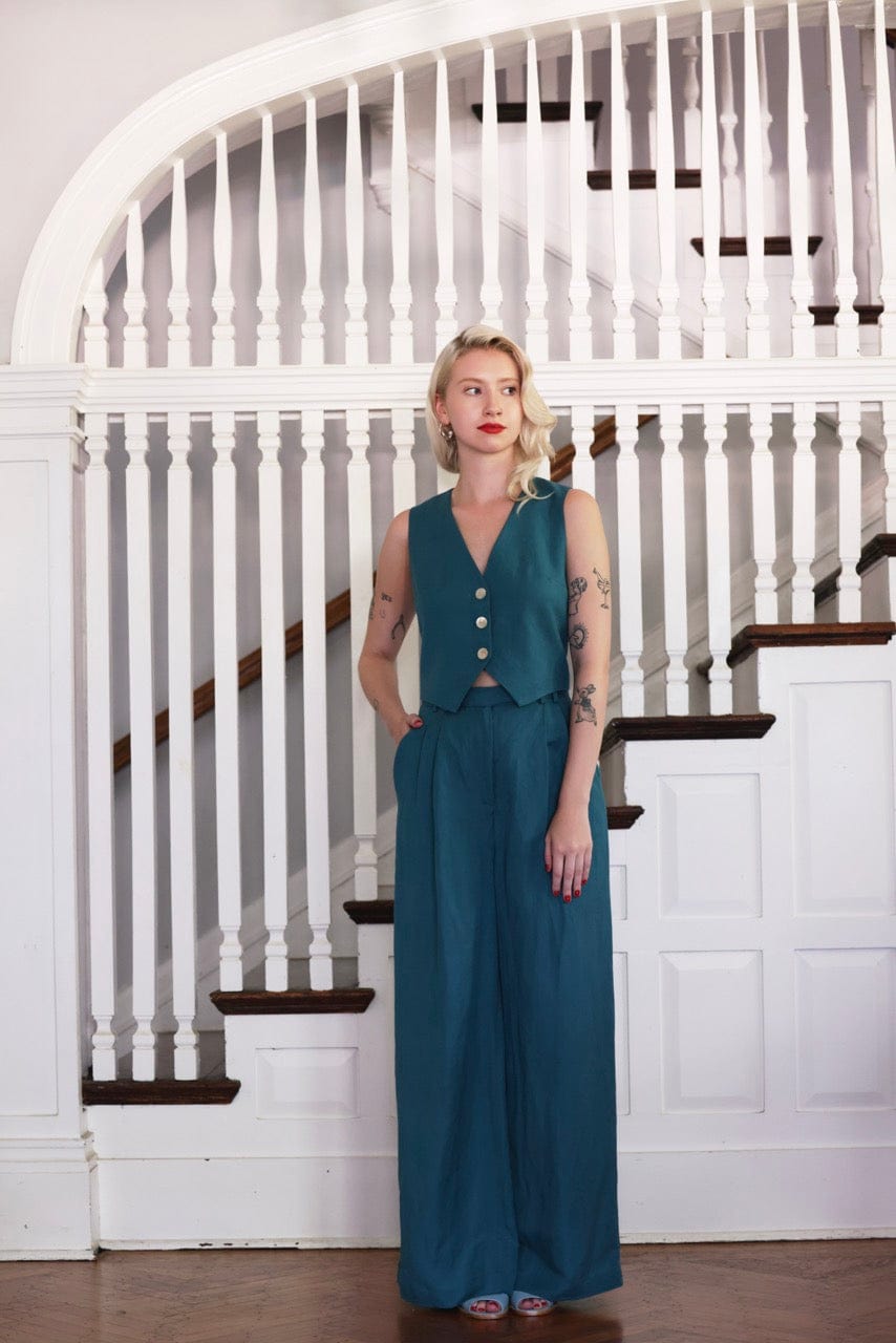 Diane Vest in Linen Blend
